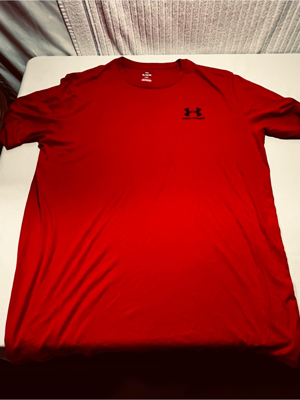 Under Armour Men's Loose Fit Short Sleeve T-Shirt Red Size XL